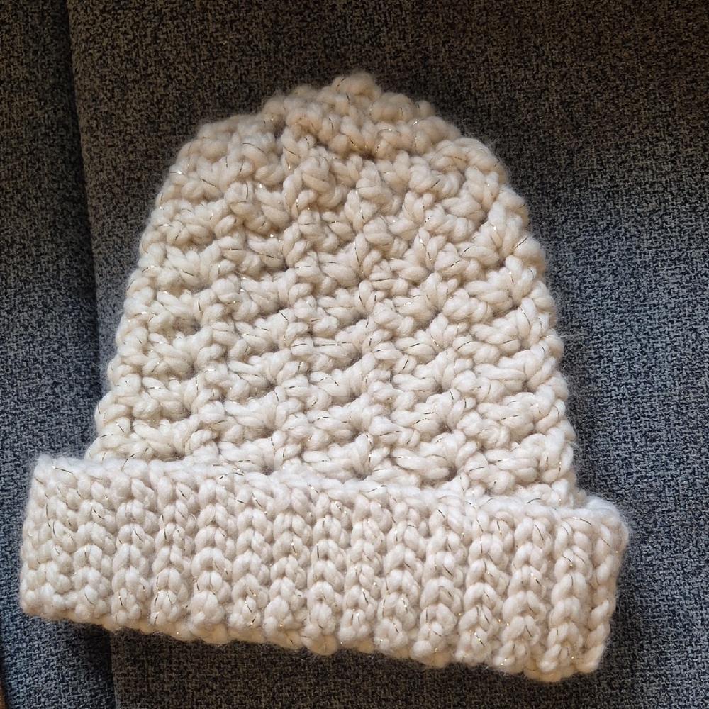 Chunky Knit Cream Beanie
